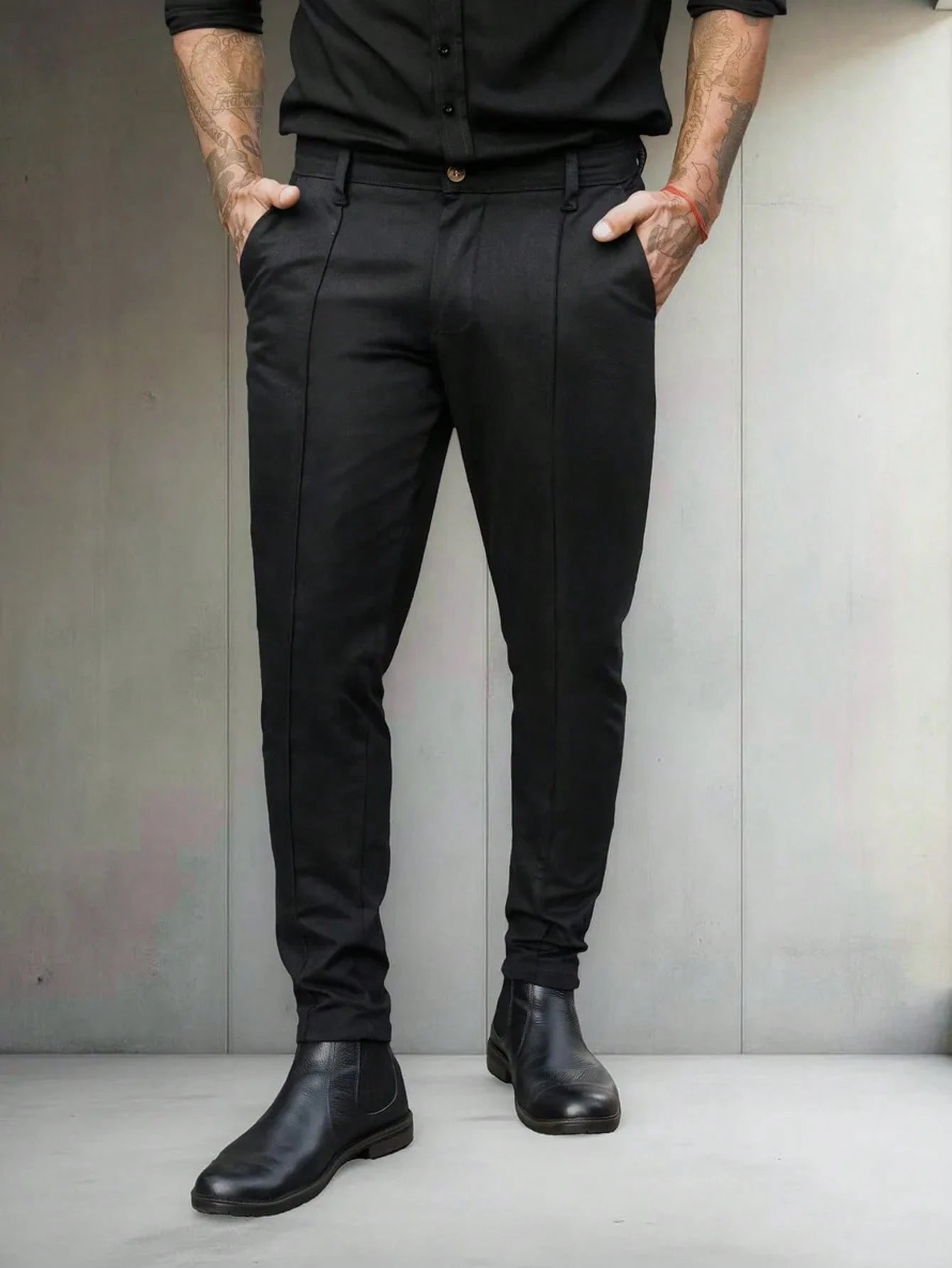 Slim Fit Essential